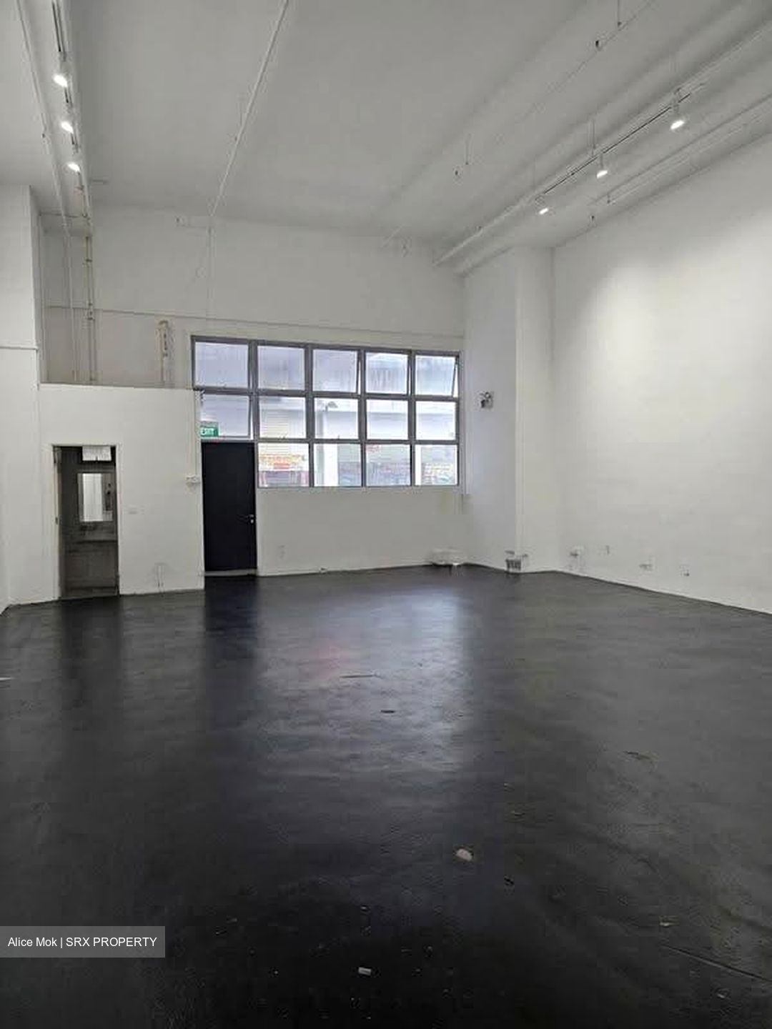 North Spring Bizhub (D27), Factory #624907301
